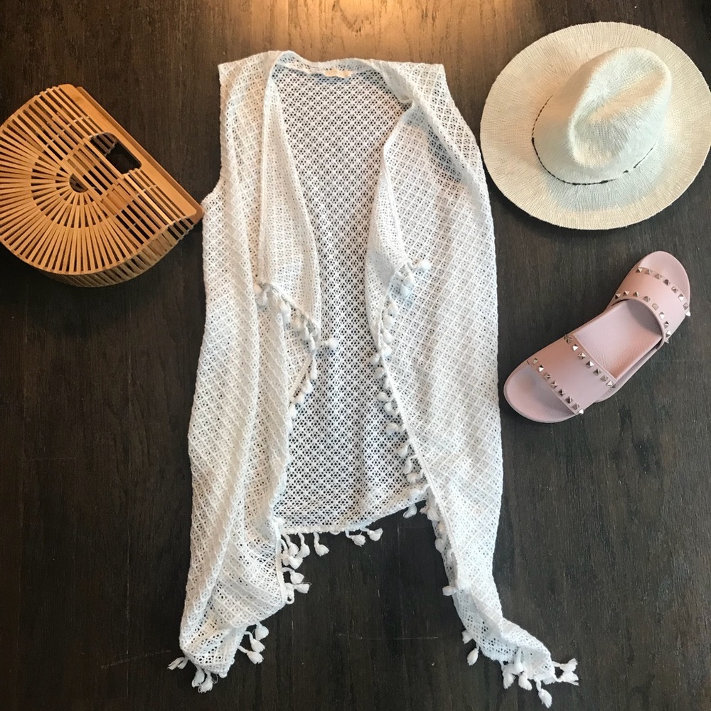 Chic tasseled cover up!